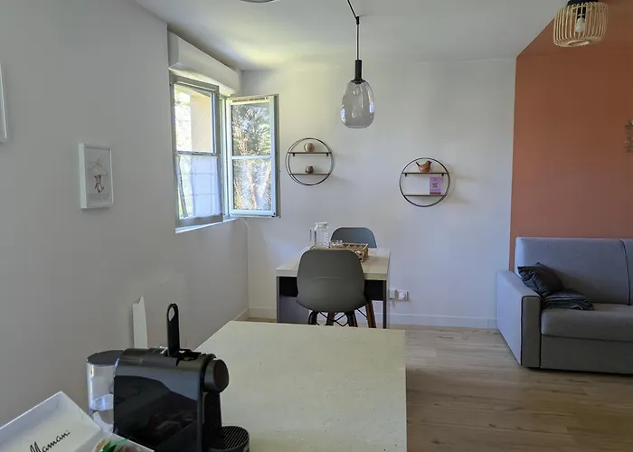Studio Neuf & Parking - Linge Inclus